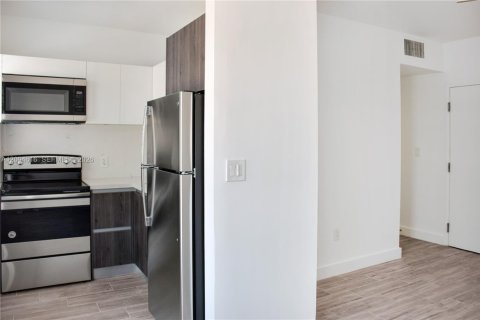 Copropriété à louer à Miami Beach, Floride: 1 chambre, 39.02 m2 № 2385205 - photo 6