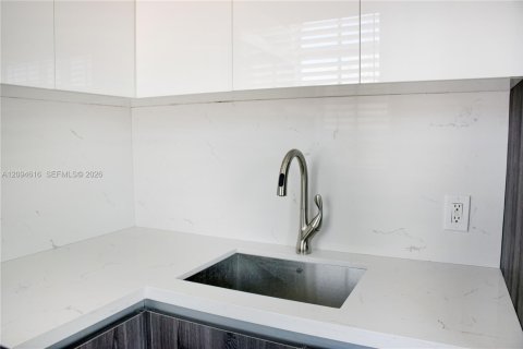 Copropriété à louer à Miami Beach, Floride: 1 chambre, 39.02 m2 № 2385205 - photo 9