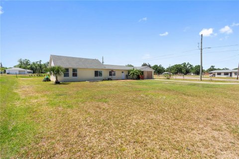 House in Zolfo Springs, Florida 3 bedrooms, 142.7 sq.m. № 1636801 - photo 26