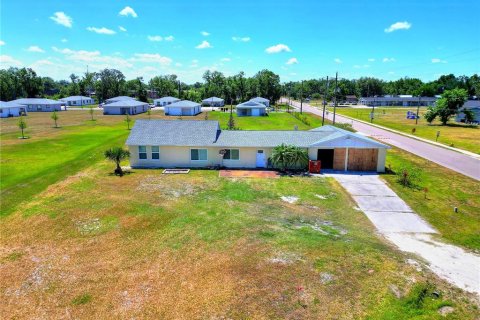 House in Zolfo Springs, Florida 3 bedrooms, 142.7 sq.m. № 1636801 - photo 30