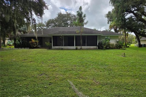 Villa ou maison à vendre à St. Lucie, Floride: 3 chambres, 190.54 m2 № 1948112 - photo 23