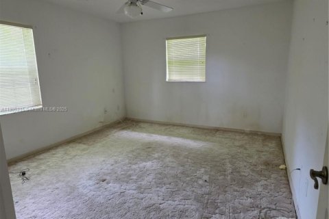 Villa ou maison à vendre à St. Lucie, Floride: 3 chambres, 190.54 m2 № 1948112 - photo 20