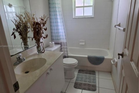 Villa ou maison à vendre à St. Lucie, Floride: 3 chambres, 190.54 m2 № 1948112 - photo 19