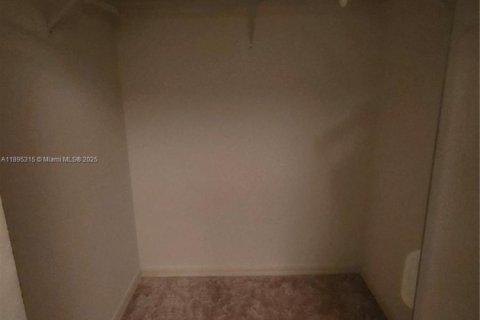 Villa ou maison à vendre à St. Lucie, Floride: 3 chambres, 190.54 m2 № 1948112 - photo 6