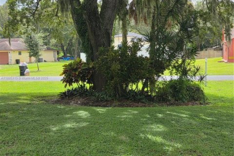 Villa ou maison à vendre à St. Lucie, Floride: 3 chambres, 190.54 m2 № 1948112 - photo 24