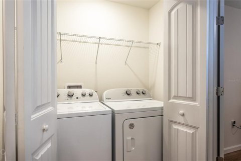 House in Palm Coast, Florida 4 bedrooms, 153.47 sq.m. № 2234397 - photo 23