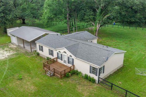 House in Morriston, Florida 3 bedrooms, 168.9 sq.m. № 2398297