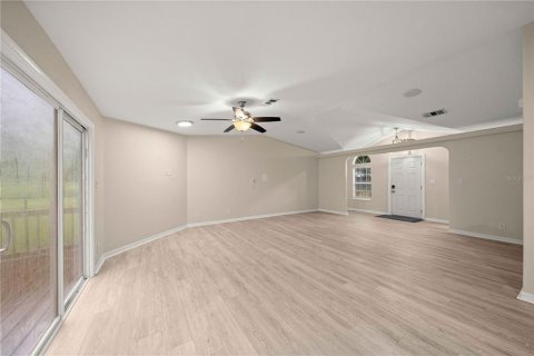 House in Morriston, Florida 3 bedrooms, 168.9 sq.m. № 2398297 - photo 11