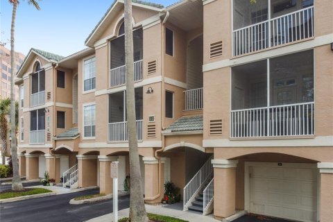Condo à Tampa, Floride, 1 chambre № 2419746