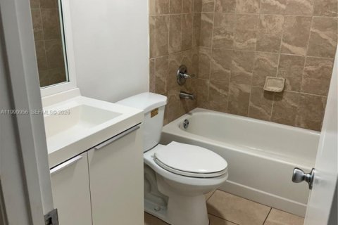 Condominio en alquiler en Coral Springs, Florida, 1 dormitorio, 55.56 m2 № 2058117 - foto 23