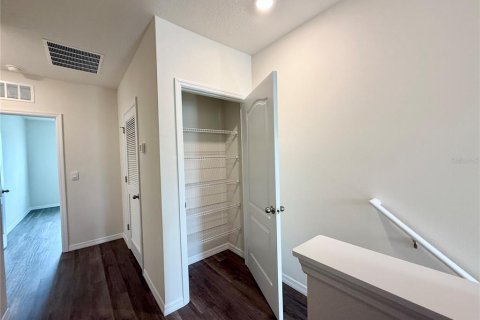 Townhouse in Davenport, Florida 3 bedrooms, 136.01 sq.m. № 1776962 - photo 20