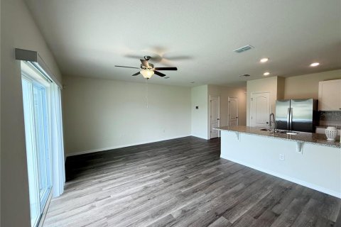 Townhouse in Davenport, Florida 3 bedrooms, 136.01 sq.m. № 1776962 - photo 10