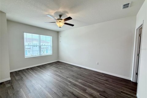 Townhouse in Davenport, Florida 3 bedrooms, 136.01 sq.m. № 1776962 - photo 16