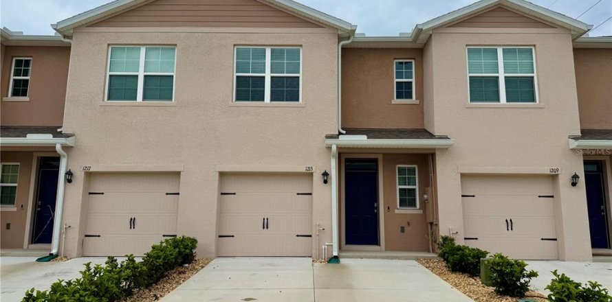 Townhouse in Davenport, Florida 3 bedrooms, 136.01 sq.m. № 1776962