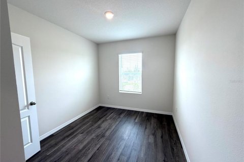 Townhouse in Davenport, Florida 3 bedrooms, 136.01 sq.m. № 1776962 - photo 23