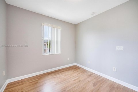 Condo in Homestead, Florida, 3 bedrooms  № 1684064 - photo 8