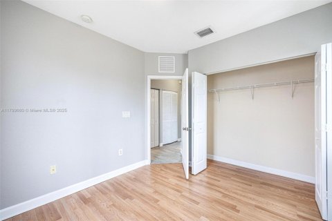 Condo in Homestead, Florida, 3 bedrooms  № 1684064 - photo 9