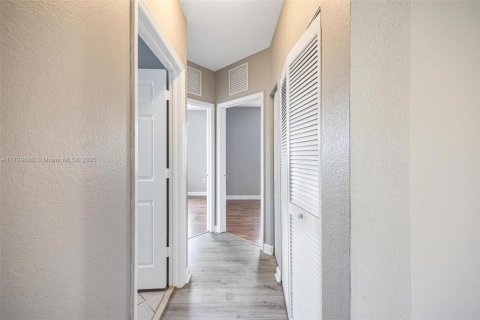 Condo in Homestead, Florida, 3 bedrooms  № 1684064 - photo 29