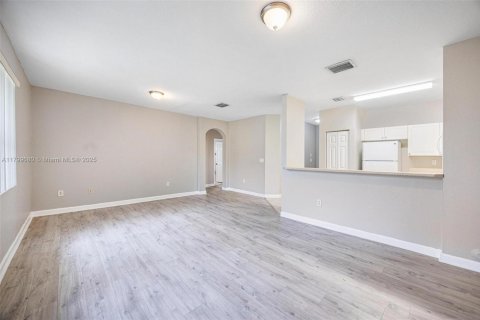 Condo in Homestead, Florida, 3 bedrooms  № 1684064 - photo 11