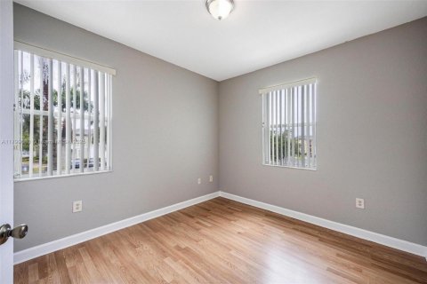 Condo in Homestead, Florida, 3 bedrooms  № 1684064 - photo 7