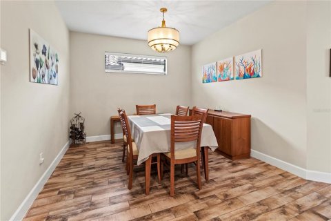 Villa ou maison à vendre à Bradenton, Floride: 2 chambres, 155.89 m2 № 2150381 - photo 10
