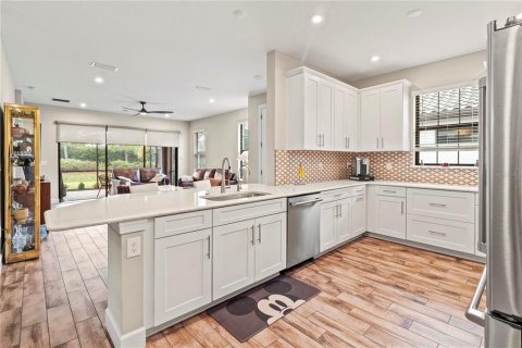 Villa ou maison à vendre à Bradenton, Floride: 2 chambres, 155.89 m2 № 2150381 - photo 2