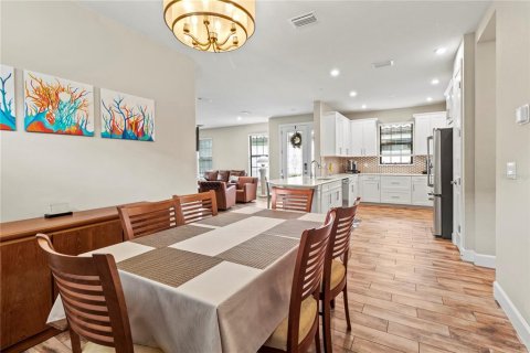 Villa ou maison à vendre à Bradenton, Floride: 2 chambres, 155.89 m2 № 2150381 - photo 11