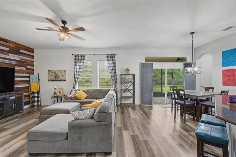 House in Dover, Florida 4 bedrooms, 263.84 sq.m. № 2345012 - photo 22