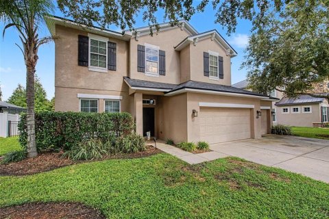House in Dover, Florida 4 bedrooms, 263.84 sq.m. № 2345012