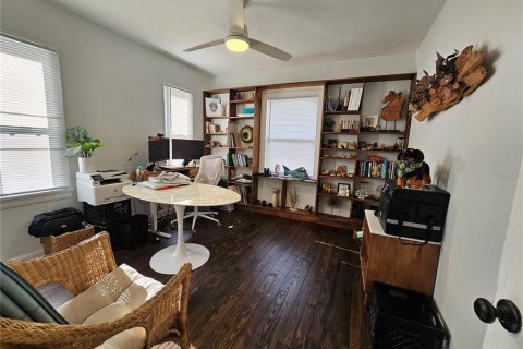 Casa en alquiler en Saint Petersburg, Florida, 3 dormitorios, 159.14 m2 № 1908580 - foto 14