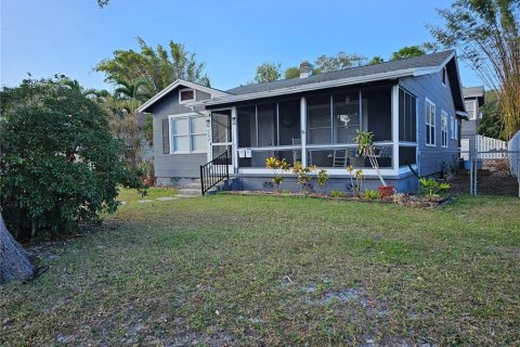 Casa en alquiler en Saint Petersburg, Florida, 3 dormitorios, 159.14 m2 № 1908580 - foto 3