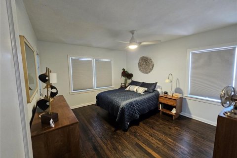 Casa en alquiler en Saint Petersburg, Florida, 3 dormitorios, 159.14 m2 № 1908580 - foto 9