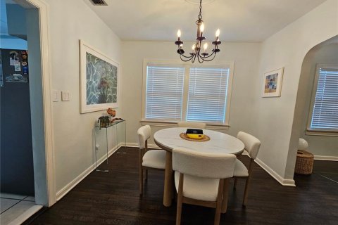 Casa en alquiler en Saint Petersburg, Florida, 3 dormitorios, 159.14 m2 № 1908580 - foto 16