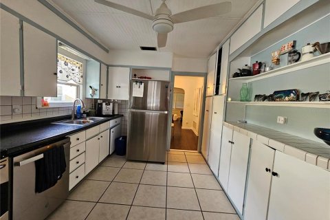 Casa en alquiler en Saint Petersburg, Florida, 3 dormitorios, 159.14 m2 № 1908580 - foto 18