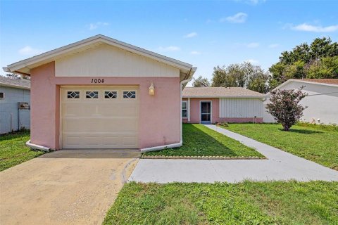 Casa en venta en Brandon, Florida, 3 dormitorios, 117.34 m2 № 2319269 - foto 2