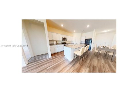 Adosado en venta en Plantation, Florida, 3 dormitorios, 201.6 m2 № 2023867 - foto 11