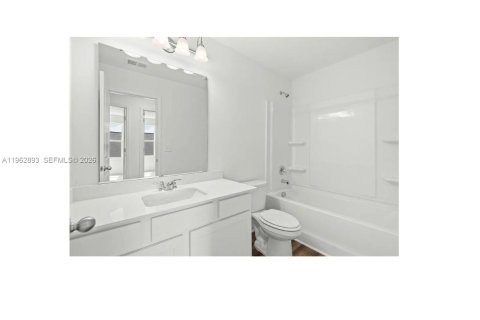 Adosado en venta en Plantation, Florida, 3 dormitorios, 201.6 m2 № 2023867 - foto 18