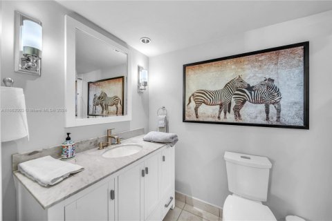 Condominio en venta en Fort Lauderdale, Florida, 2 dormitorios, 132.57 m2 № 1861304 - foto 16