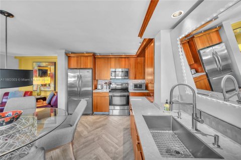 Condominio en venta en Fort Lauderdale, Florida, 2 dormitorios, 132.57 m2 № 1861304 - foto 6