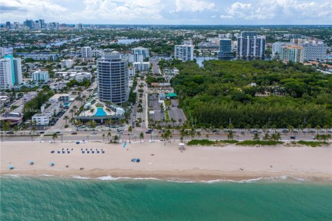 Condominio en venta en Fort Lauderdale, Florida, 2 dormitorios, 132.57 m2 № 1861304 - foto 23