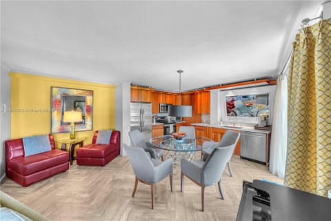 Condominio en venta en Fort Lauderdale, Florida, 2 dormitorios, 132.57 m2 № 1861304 - foto 3