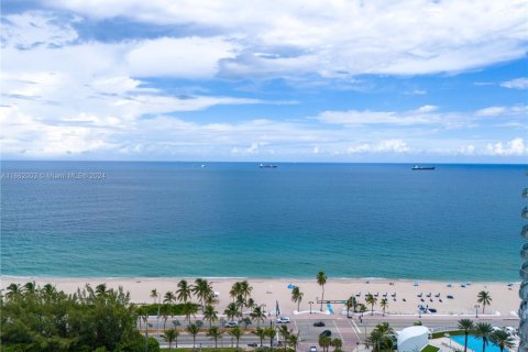 Condominio en venta en Fort Lauderdale, Florida, 2 dormitorios, 132.57 m2 № 1861304 - foto 18