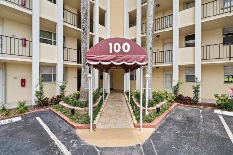 Condominio en venta en North Palm Beach, Florida, 2 dormitorios, 100.24 m2 № 2400873 - foto 24