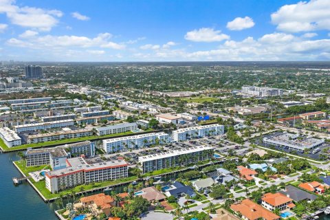 Condominio en venta en North Palm Beach, Florida, 2 dormitorios, 100.24 m2 № 2400873 - foto 8