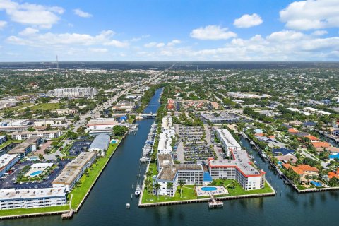 Condominio en venta en North Palm Beach, Florida, 2 dormitorios, 100.24 m2 № 2400873 - foto 6