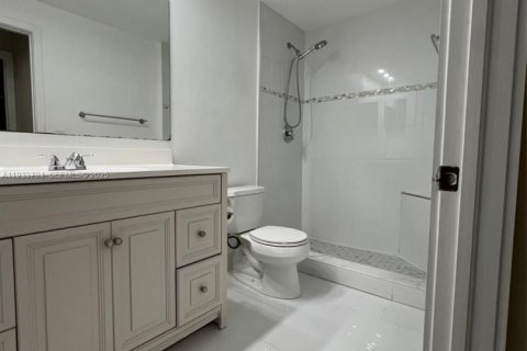 Copropriété à louer à Doral, Floride: 3 chambres, 158.86 m2 № 1992110 - photo 17