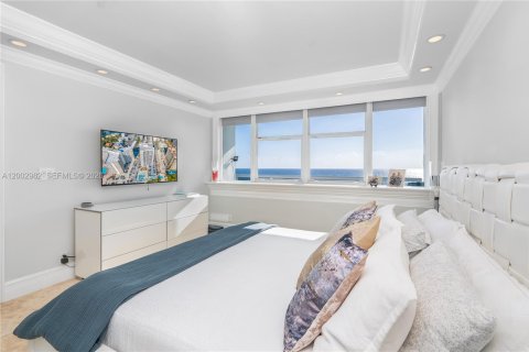 Снять в аренду кондоминиум в Халландейл-Бич, Флорида 2 спальни, 102.19м2, № 2066675 - фото 29