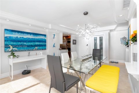 Снять в аренду кондоминиум в Халландейл-Бич, Флорида 2 спальни, 102.19м2, № 2066675 - фото 19