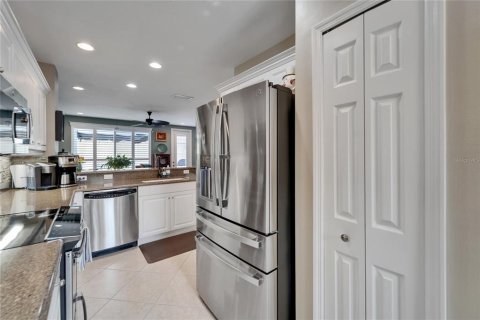 Touwnhouse à vendre à Bradenton, Floride: 3 chambres, 151.24 m2 № 1815265 - photo 9