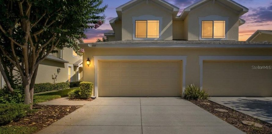 Adosado en Palm Harbor, Florida 3 dormitorios, 157.93 m2 № 2223616